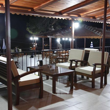 פטארה Apollon Hotel מראה חיצוני תמונה