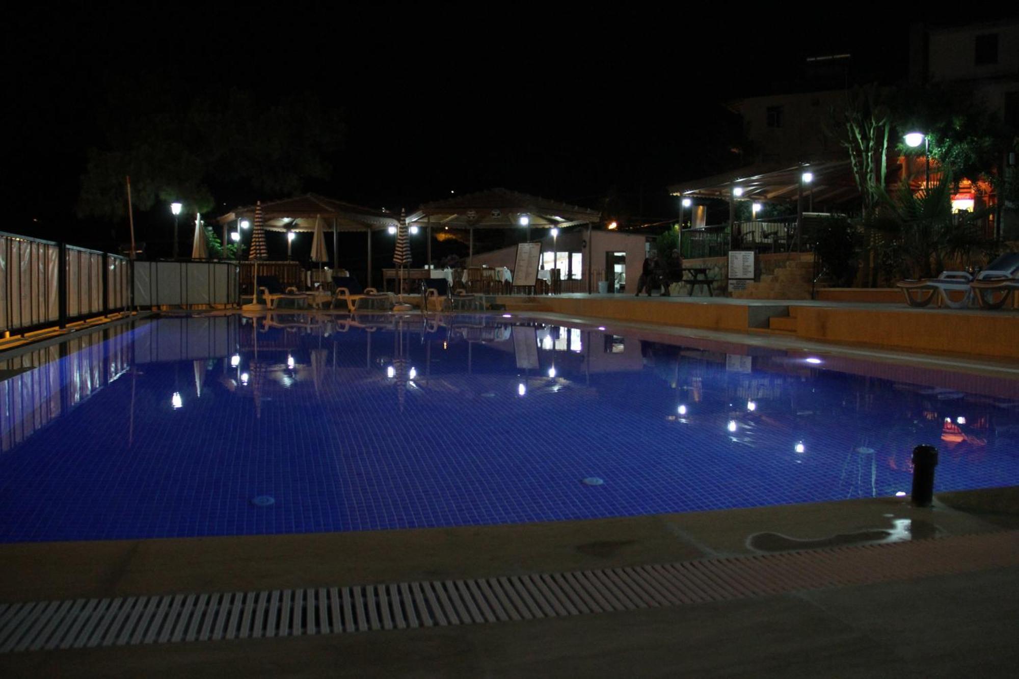פטארה Apollon Hotel מראה חיצוני תמונה