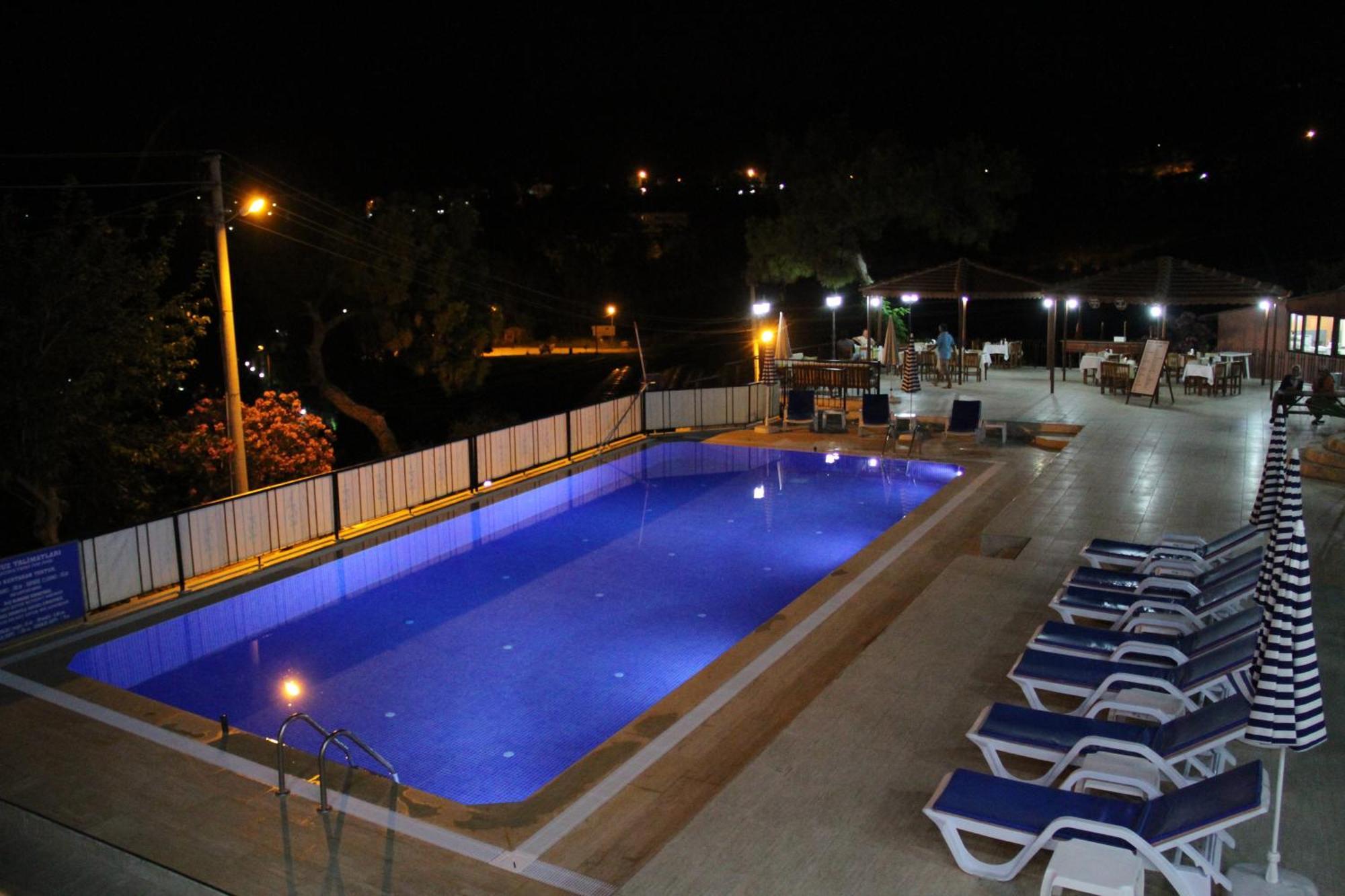 פטארה Apollon Hotel מראה חיצוני תמונה