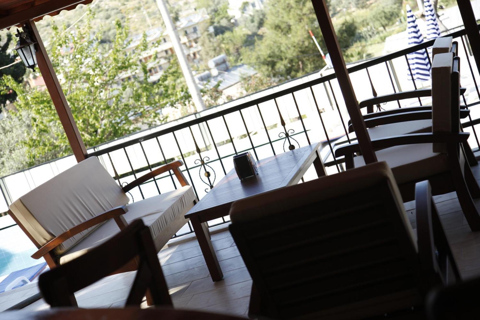 פטארה Apollon Hotel מראה חיצוני תמונה